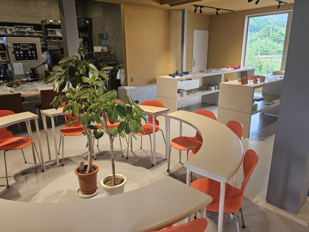 カフェ・シーの店内