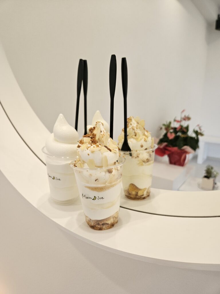 Moonice太宰府店の店内②