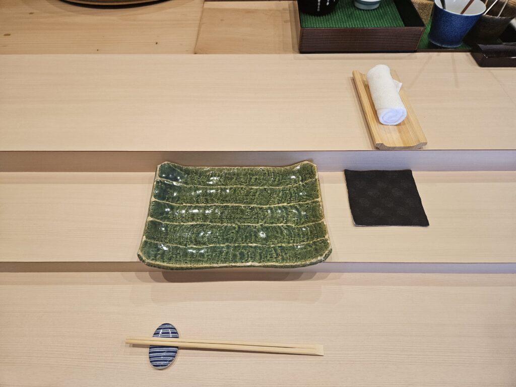 銀鮨のカウンター