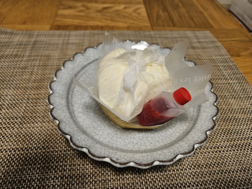 ジャンドゥのケーキ「クレームダンジュ」