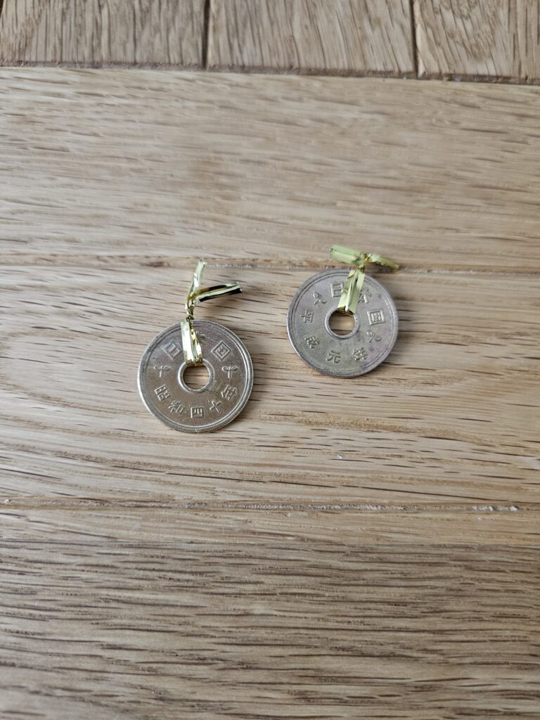 縁結び食堂 なみ満でもらった5円玉
