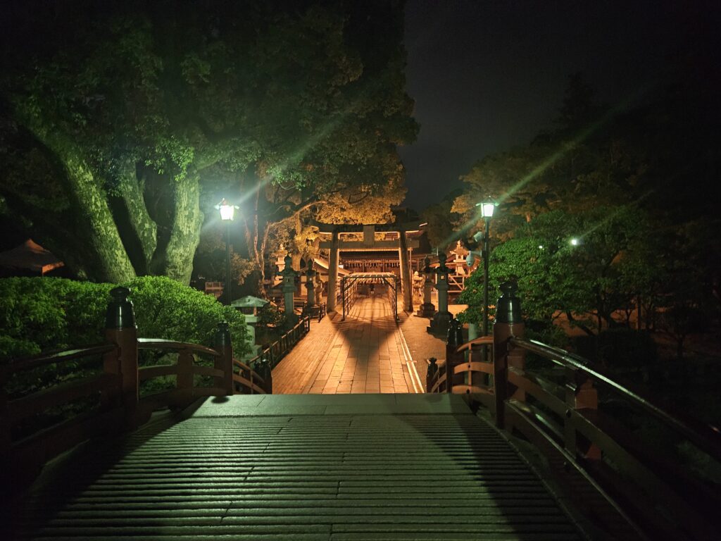 夜の太鼓橋